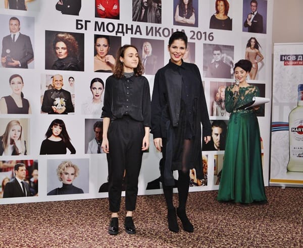 СТУДЕНТИ ПО МОДА ОТ НХА ВПЕЧАТЛИХА СЪС СВОИ ТВОРЕНИЯ НА „БГ МОДНА ИКОНА 2016“